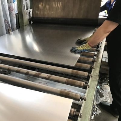ASTM A240 Edelstahlblech Güte 304L/304H/409 904L/316L/316ti 2B Oberflächenausführung Biege-/Schneide-/Schweißdienstleistungen